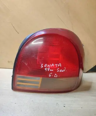 Hyundai Sonata Rear/tail lights
