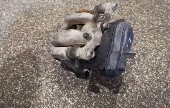 Chevrolet Equinox Rear brake caliper