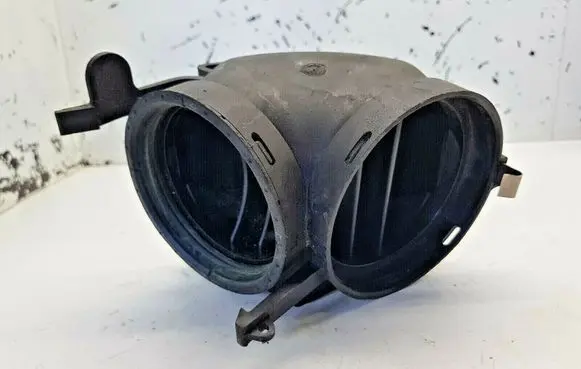 Mercedes-Benz CLK A209 C209 Air intake hose/pipe A1121400118 nr3371