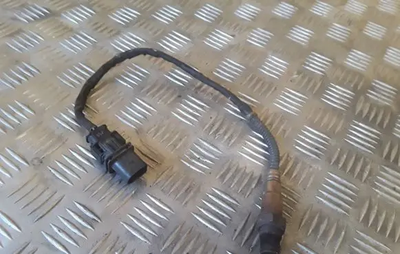 Volkswagen Polo IV 9N3 Lambda probe sensor 045906262 0281004064 0281004065