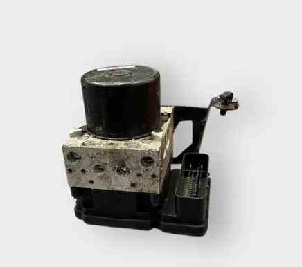 Volvo V70 ABS Pump 30681619 10092604053 000404972C1