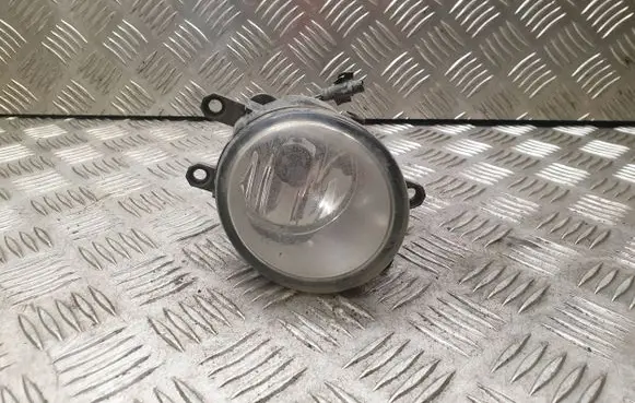 Toyota Auris 150 Front fog light 89210657