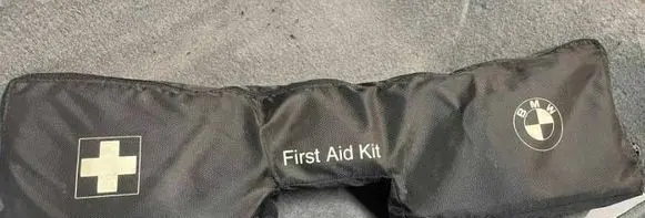 BMW 7 F01 F02 F03 F04 First aid kit 