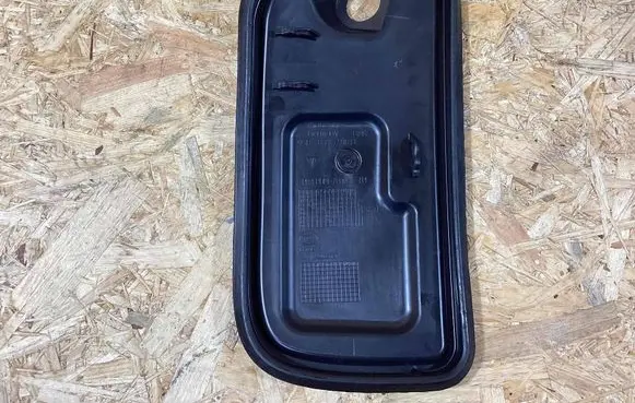 Porsche Macan (95B) Sliding door card 95b837916B