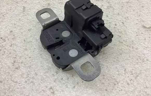 Mini Cooper Countryman R60 Tailgate/trunk/boot lock/catch/latch 51249802312