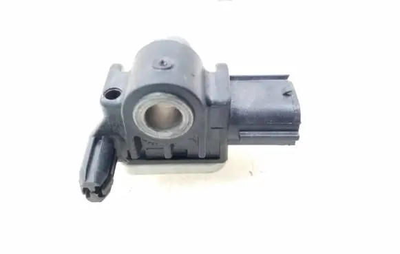 Nissan Juke I F15 Airbag deployment crash/impact sensor 988303JA0A