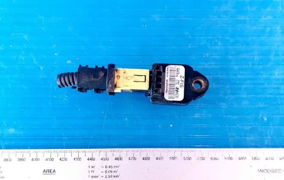 KIA Ceed Airbag deployment crash/impact sensor 959200A100