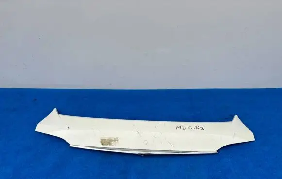 Maserati Levante Tailgate/trunk spoiler 670042733