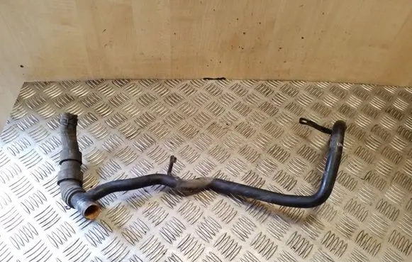 Volkswagen PASSAT B8 Engine coolant pipe/hose 04L121065CC 5Q0122073R
