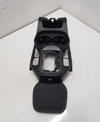 Hyundai Santa Fe Gear shifter surround trim plastic 846562W005A 846552W101