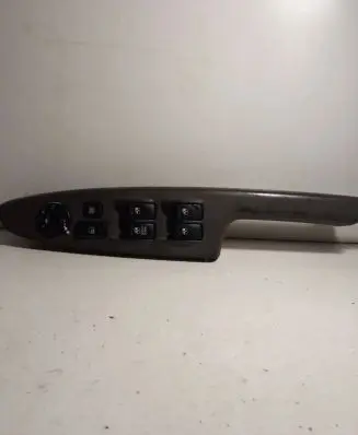 KIA Rio Electric window control switch 827111G060GR 050826 625711G110