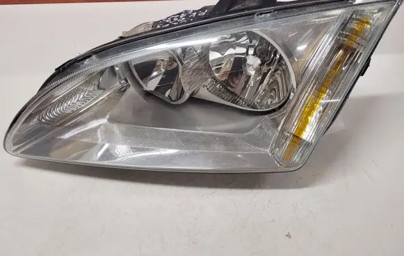 Ford Focus Headlight/headlamp VP4M5X13K060BA 4M5113K060BA