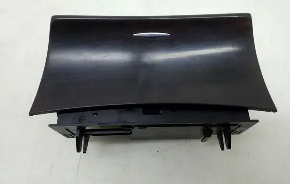 Mercedes-Benz CLS C219 Ashtray (front) A2118101330