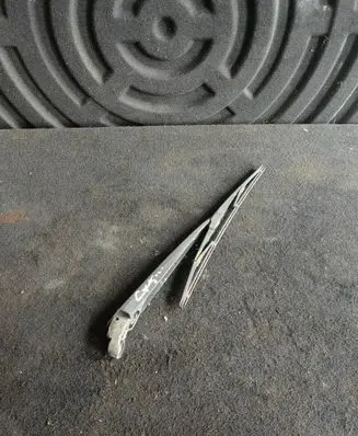 Mazda CX-5 Rear wiper blade arm 