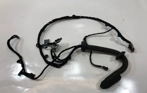 BMW 7 E65 E66 Front door wiring loom/harness boot 