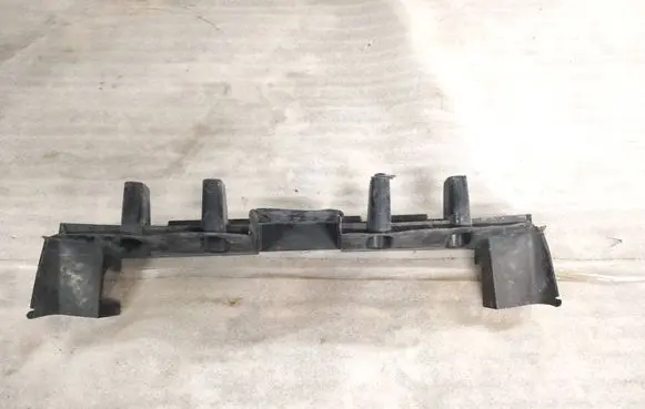 Jeep Grand Cherokee Intercooler air guide/duct channel