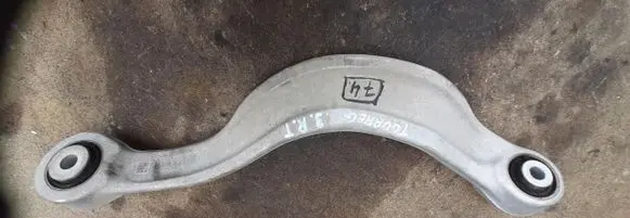 Volkswagen Touareg III Rear control arm 4M0505372