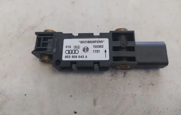 Audi A6 S6 C5 4B Airbag deployment crash/impact sensor 8E0959643A