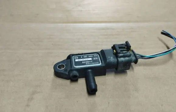 Fiat 500 Exhaust gas pressure sensor 55198717