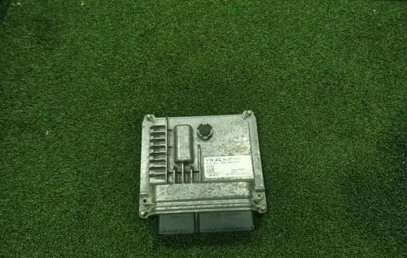 Volkswagen Crafter Engine control unit/module 04L907445C 28523414