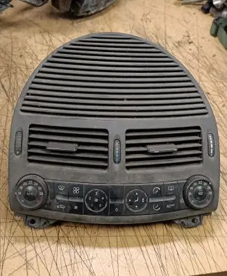 Mercedes-Benz E W211 Climate control unit 2118300054