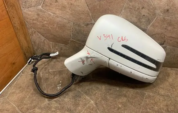 Mercedes-Benz CLS C218 X218 Front door electric wing mirror A2188103716