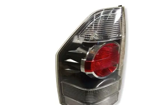 Mitsubishi Pajero Rear/tail lights P3157