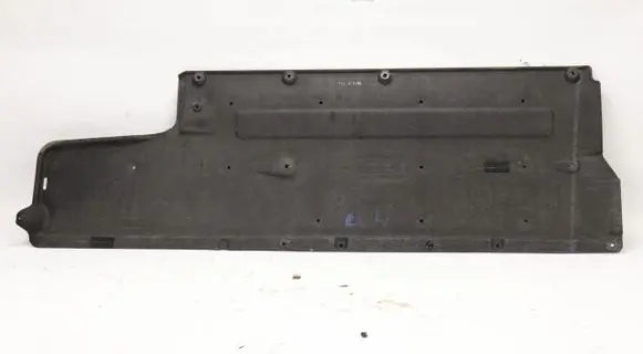 Hyundai i30 Engine splash shield/under tray 5771299