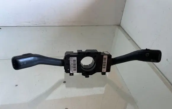 Audi A3 S3 8L Wiper turn signal indicator stalk/switch 8L0953513G 202852ATW