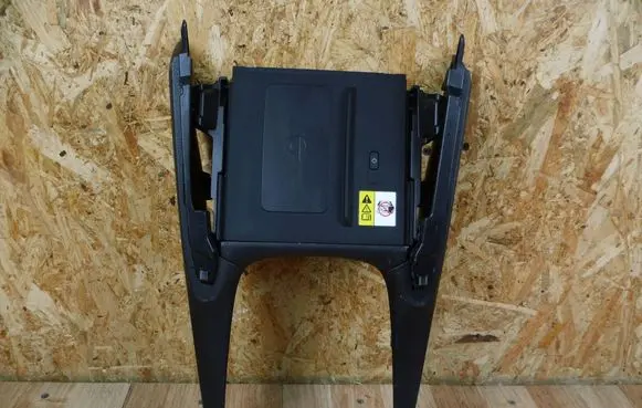 Toyota Corolla Cross Wireless charging module 861C016030
