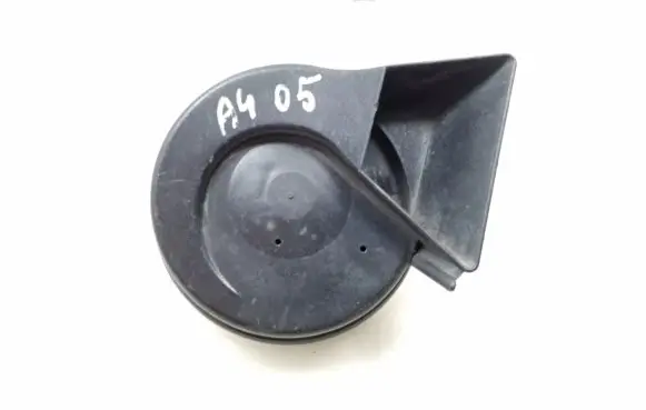 Audi A4 S4 B7 8E 8H Horn signal 8E0951221A