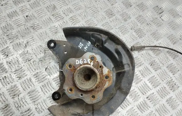 Nissan Qashqai Rear wheel hub