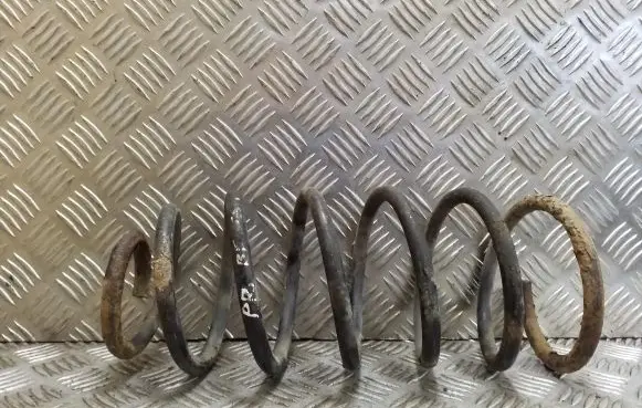 Volkswagen PASSAT B4 Front coil spring