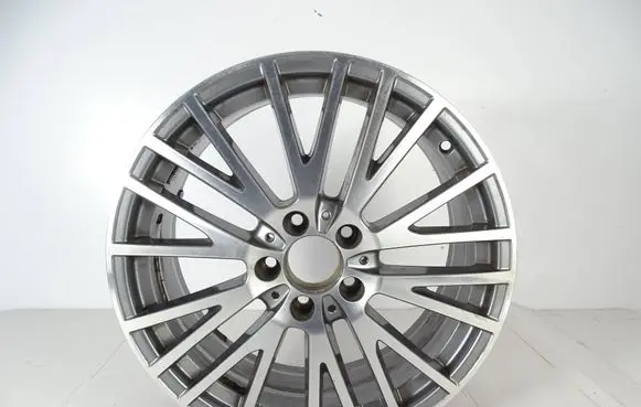 Mercedes-Benz CLA C117 X117 W117 Original wheel cap A1774010600