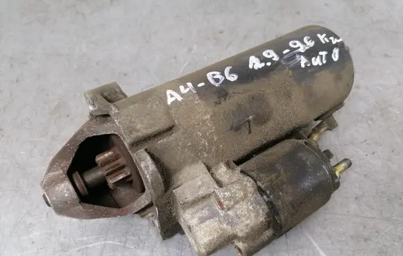 Audi A4 S4 B6 8E 8H Starter motor 068911024F