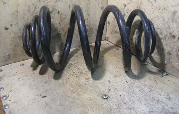 Renault Trafic I Rear coil spring