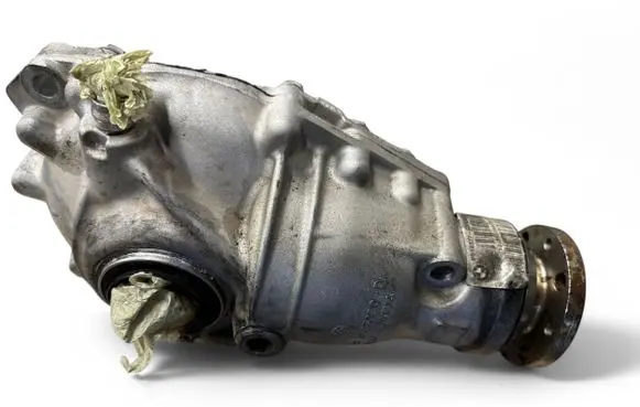 BMW X4 F26 Front differential 8618377