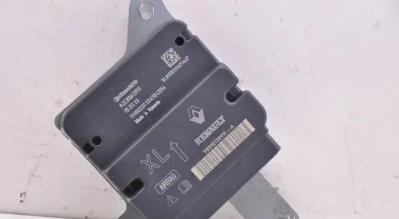 Renault Clio IV Airbag control unit/module 985101389R