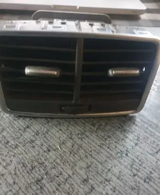 Audi A6 S6 C6 4F Dashboard side air vent grill/cover trim 4F1820902B