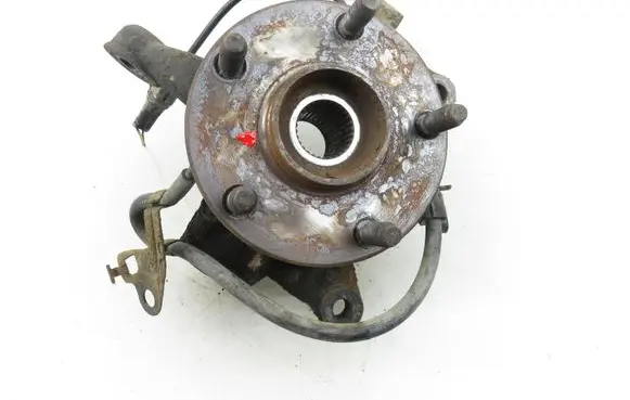 Toyota Avensis T220 Front wheel hub spindle knuckle 