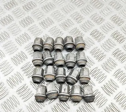 Jeep Grand Cherokee (WK) Nuts/bolts 06509422AA