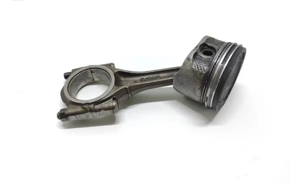Skoda Fabia Mk1 (6Y) Piston with connecting rod S411B