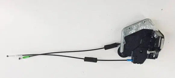 Suzuki Kizashi Rear door lock 