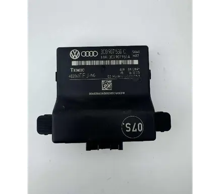 Volkswagen Golf V Gateway control module 3C0907530C 3C0907951A