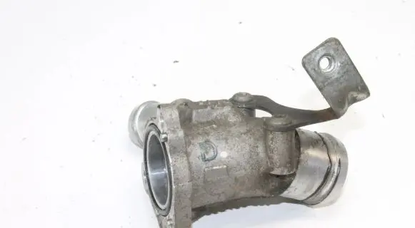 Mercedes-Benz A W176 Engine coolant pipe/hose 152001206