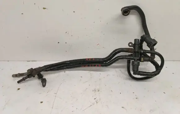 KIA Optima Fuel injector supply line/pipe 
