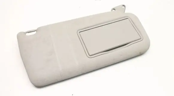 Mitsubishi Pajero Sun visor