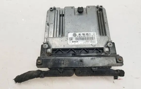 Volkswagen Tiguan Engine control unit/module 06J906026H 0261201781 06J906026AF