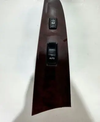 Lexus IS 220D-250-350 Electric window control switch 8403053020