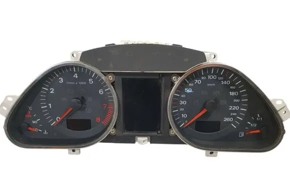Audi A6 S6 C6 4F Speedometer (instrument cluster) 4F0920900M 4F0910900A
